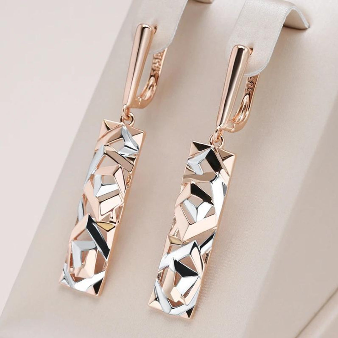 Elegant geometric earrings made of rose gold and silver