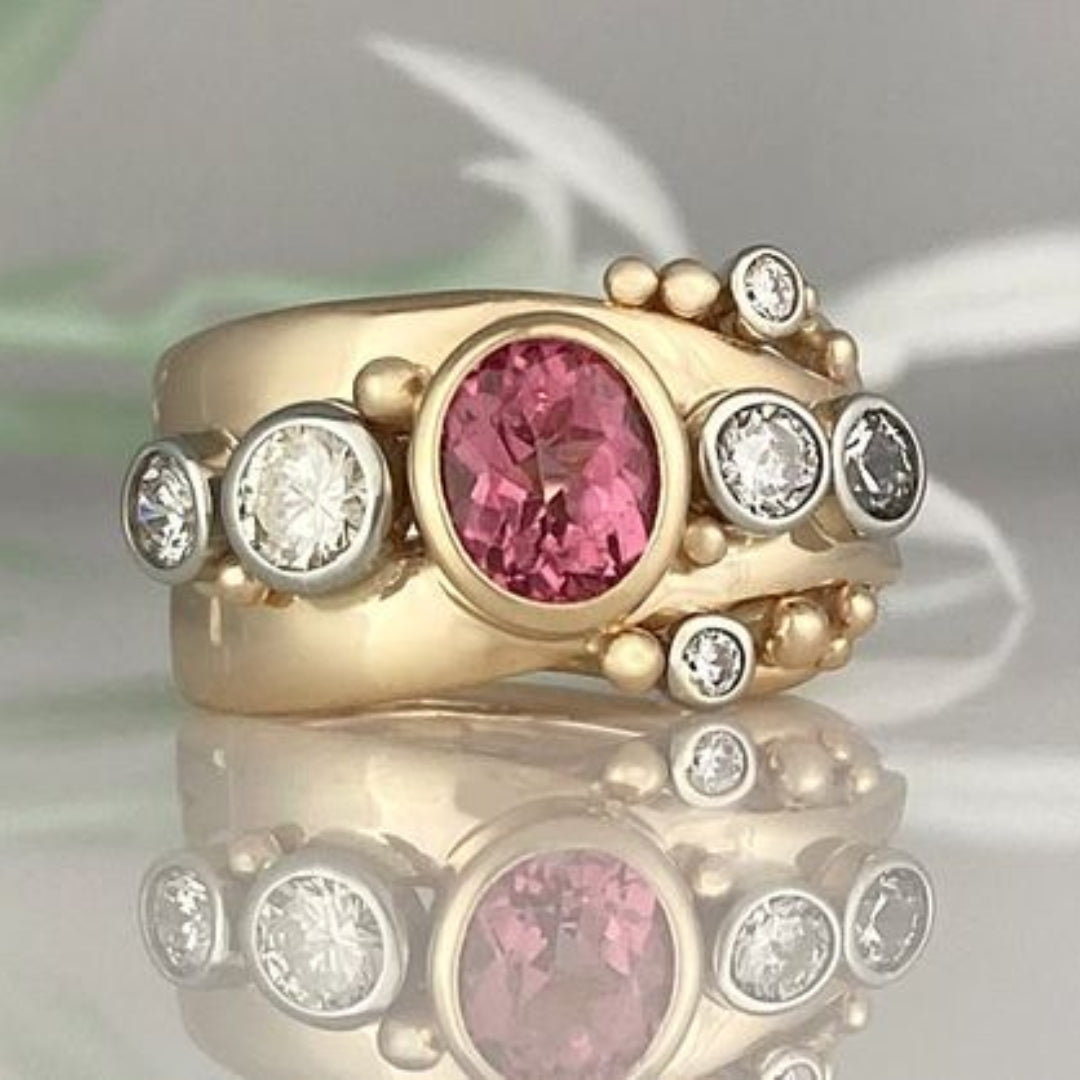 Vintage Red Zirconia Gold Ring