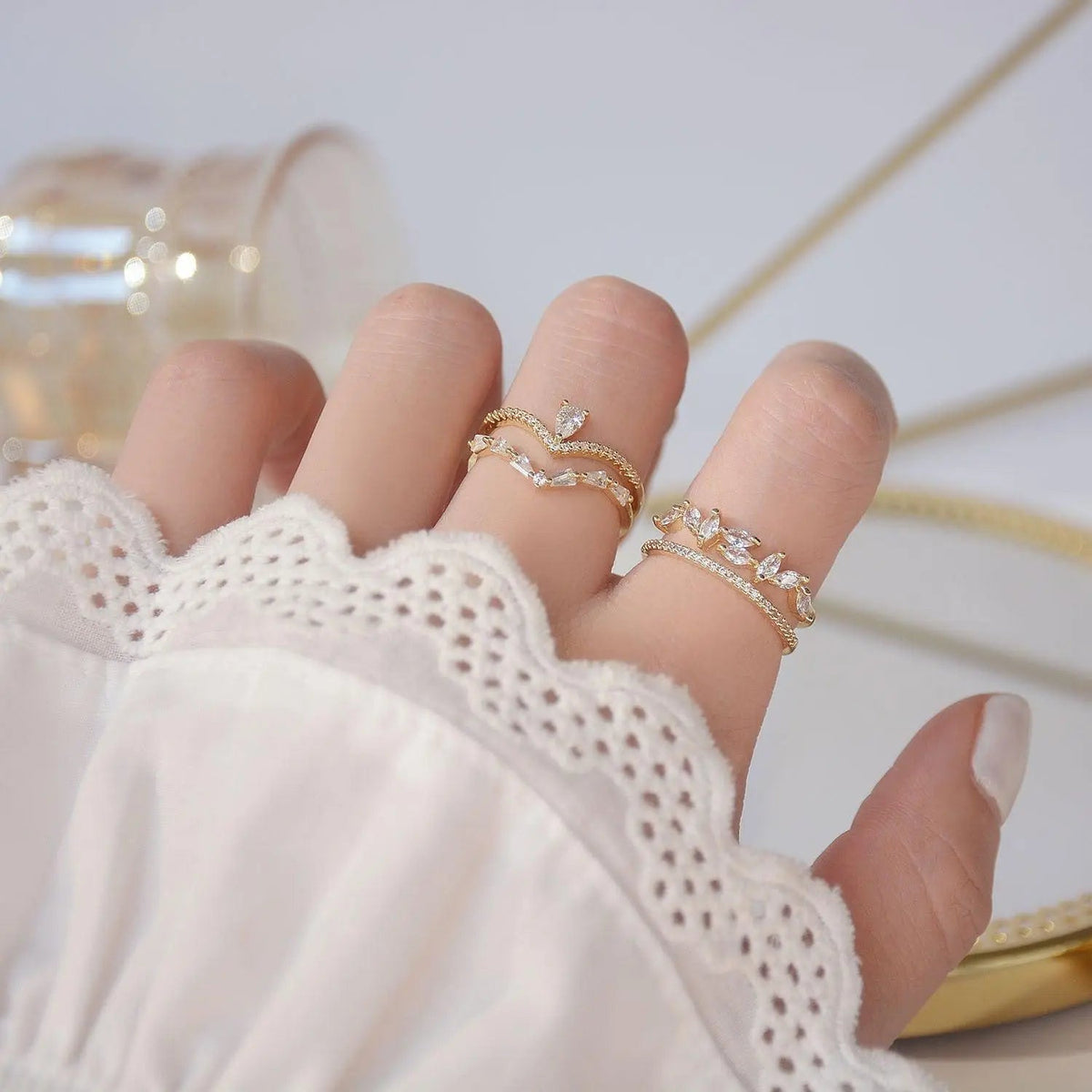Adjustable Zirconia Ring in Gold