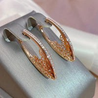 Exquisite Elegant Shiny Earrings in Gold