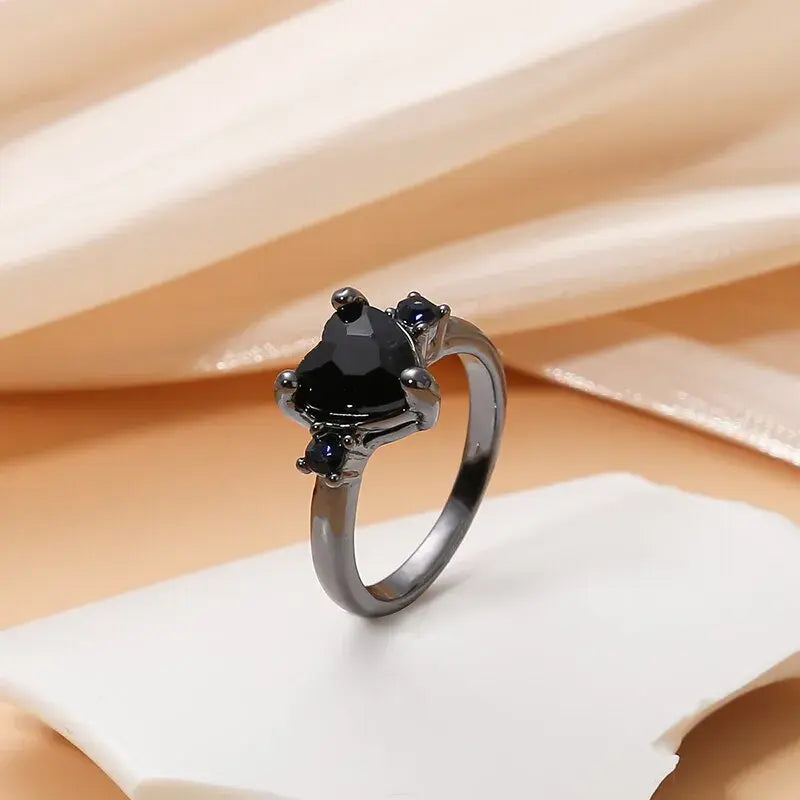 Black Heart Ring in Silver