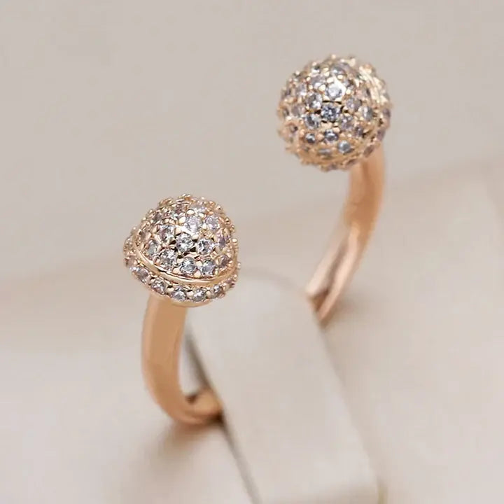 Elegant ring with open light beads