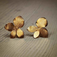 Vintage Golden Flower Earrings